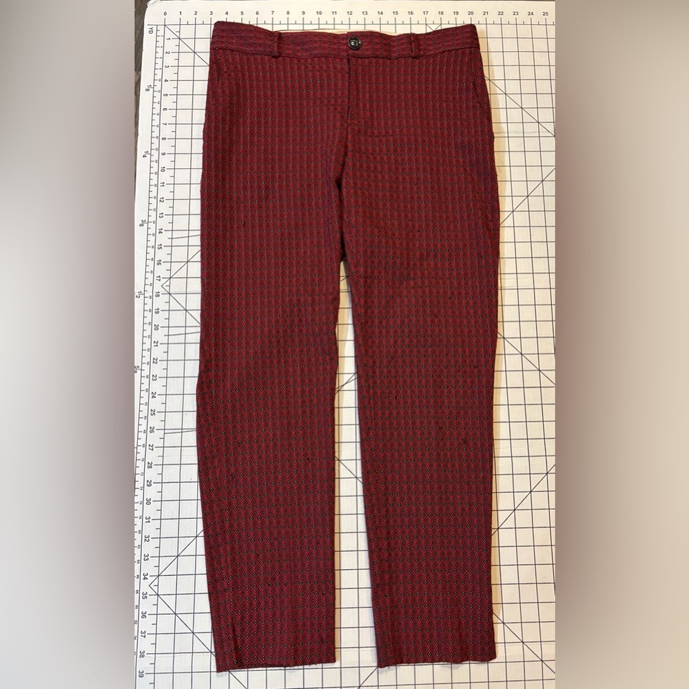 Banana Republic Women’s Size 8 Red‎ and Black Patterned Trouser Pants